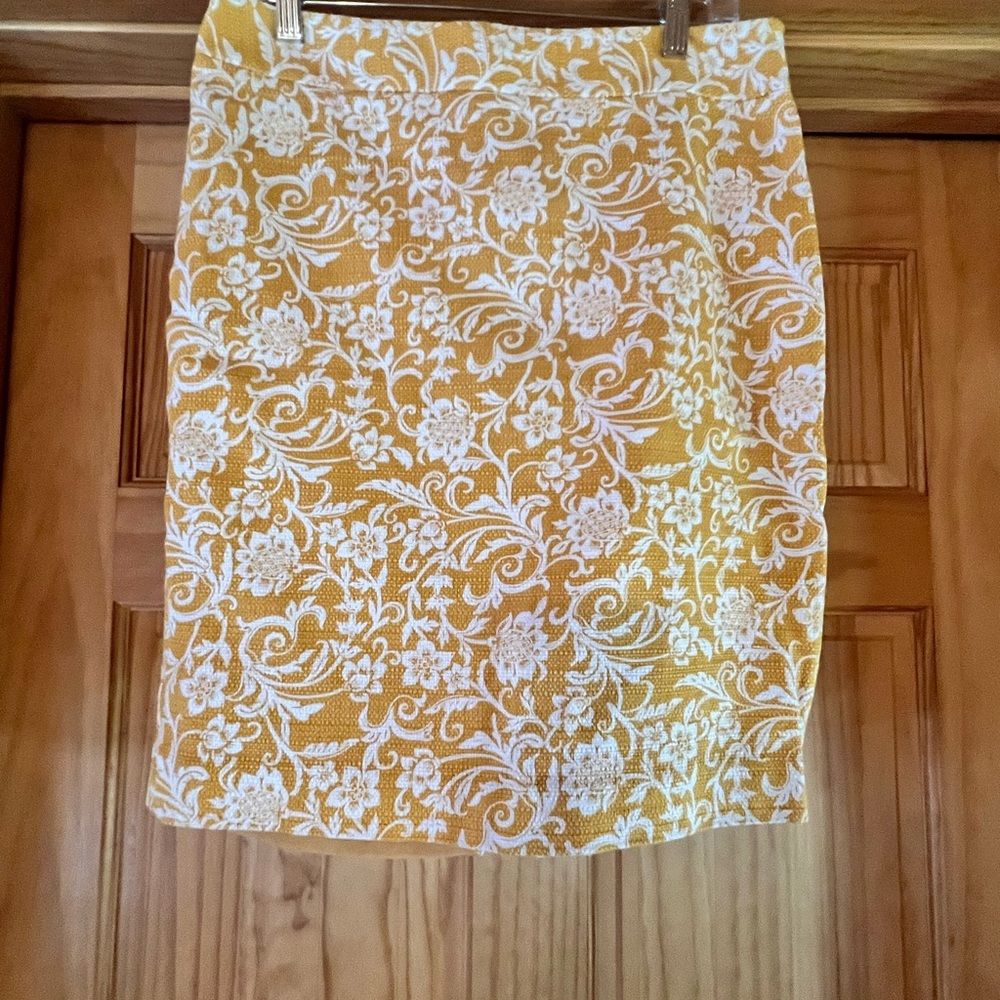 Loft Pencil Skirt